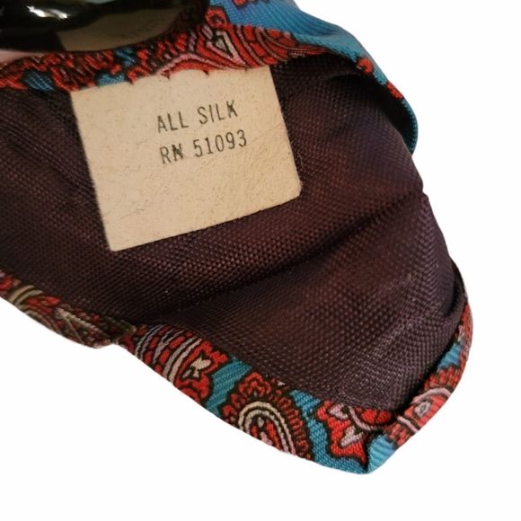 Christopher Hart Paisley Tie - Picture 4 of 7